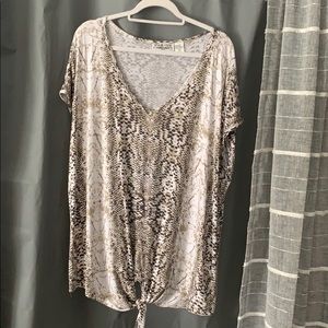 Knot front snakeskin top